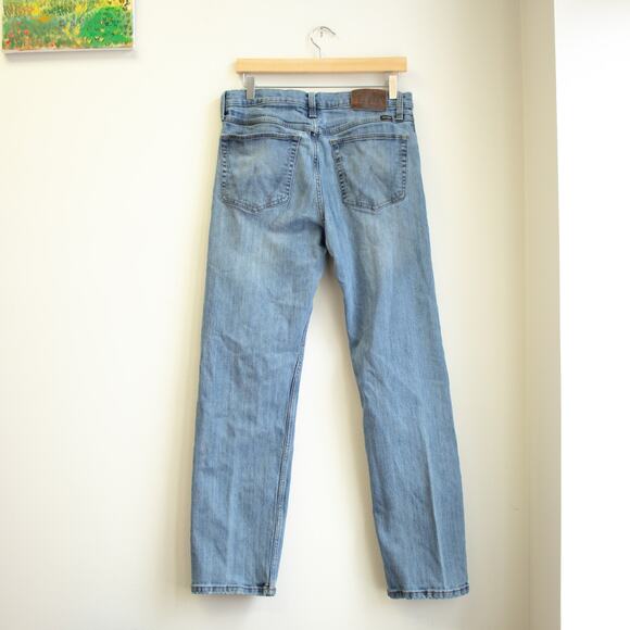 Wrangler Light Wash Straight Leg Jeans Size 33x32 - Picture 6 of 6